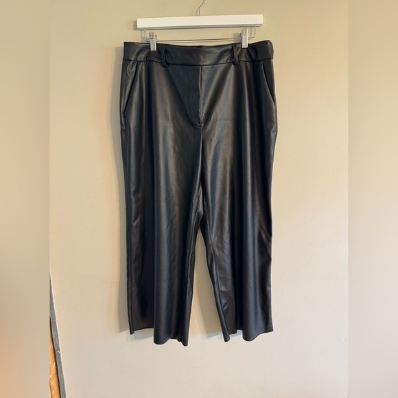 I love Tyler Madison pleather crop pant - Picture 2 of 6